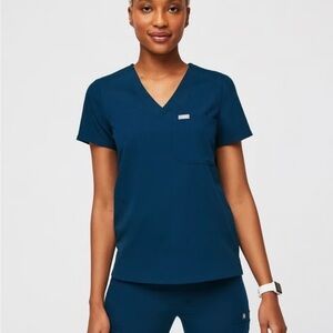 Figs Deep Reef scrub set